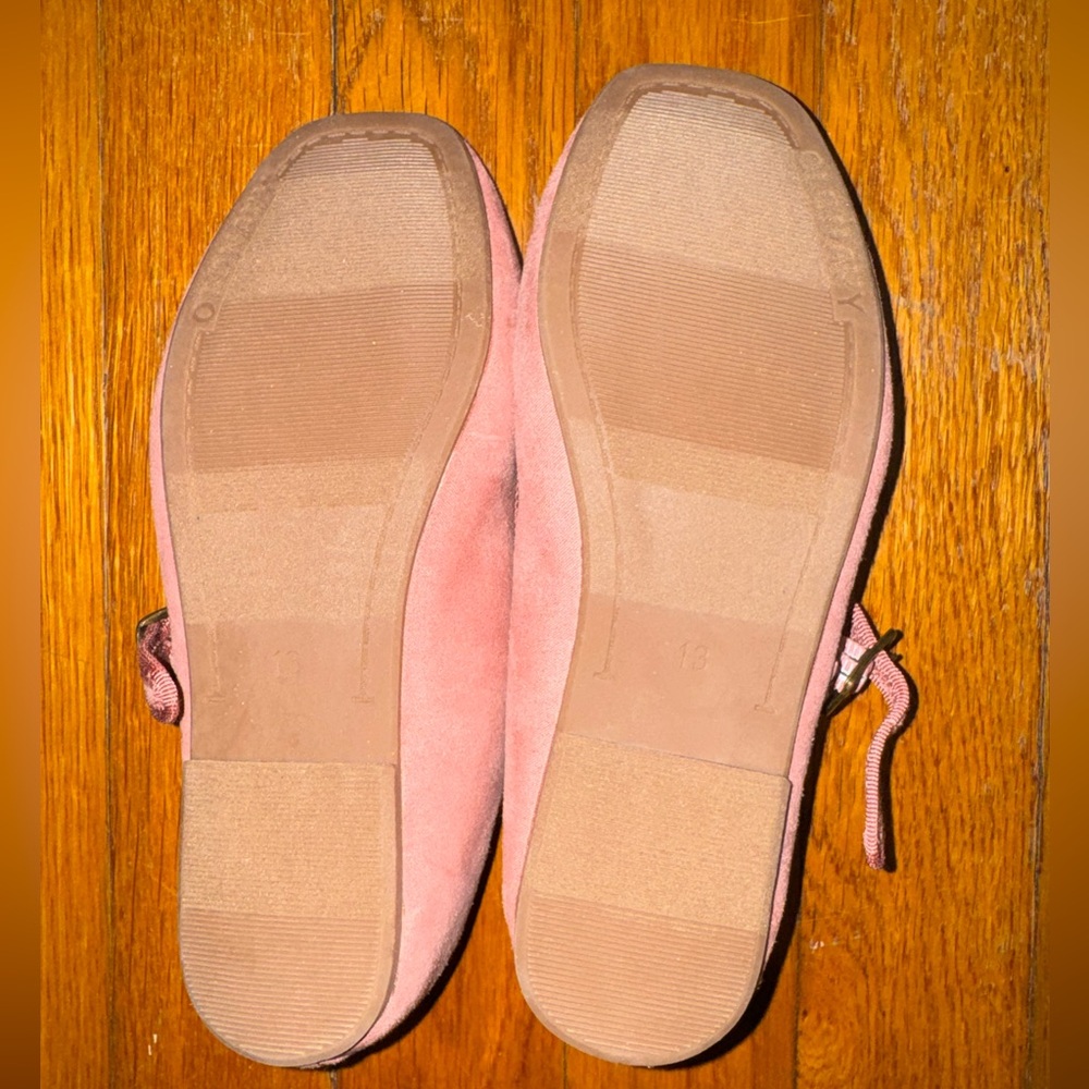 Never worn girls’ pink dress flats - Picture 4 of 5